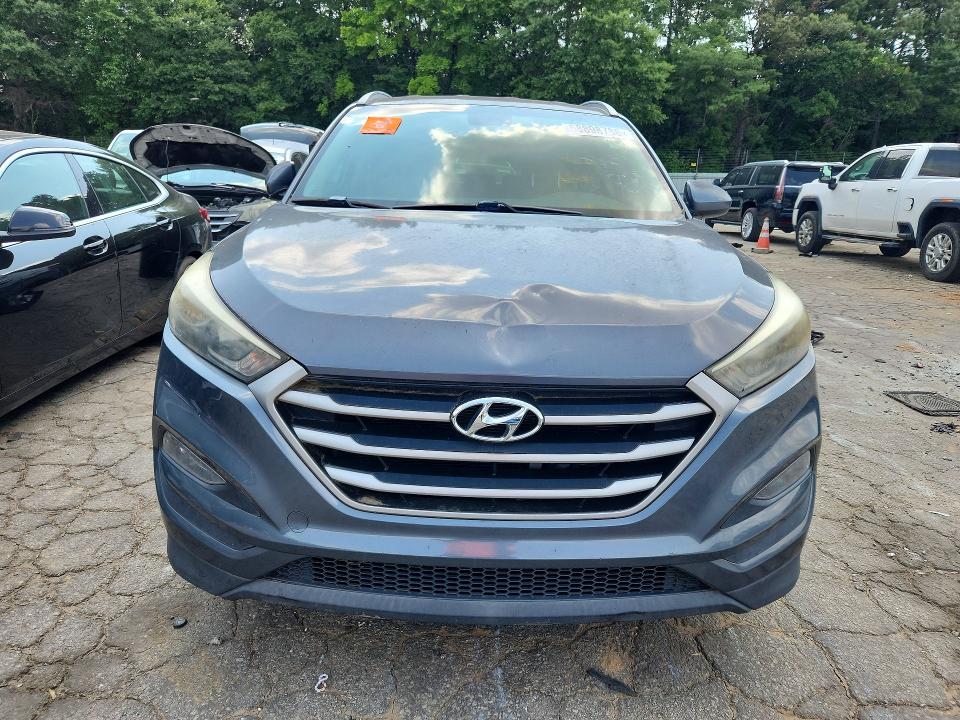 58898786 :رقم المزاد ، KM8J33A46JU663500 vin ، 2018 Hyundai Tucson مزاد بيع