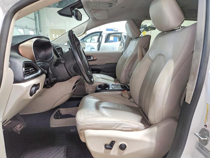 2017 Chrysler Pacifica მანქანა იყიდება აუქციონზე, vin: 2C4RC1EG8HR550929, აუქციონის ნომერი: 57537756