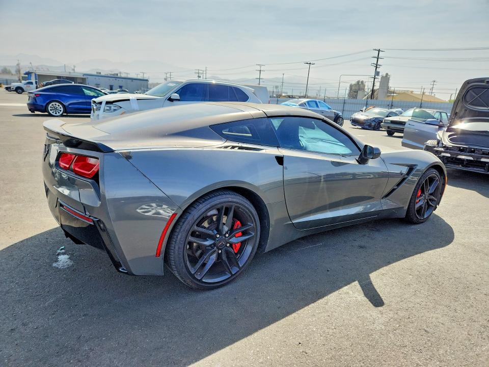 56169586 :رقم المزاد ، 1G1YM2D71G5107493 vin ، 2016 Chevrolet Corvette مزاد بيع