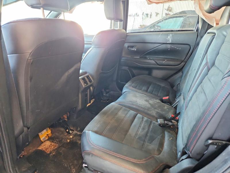 55630276 :رقم المزاد ، JA4AZ3A3XLZ025048 vin ، 2020 Mitsubishi Outlander مزاد بيع