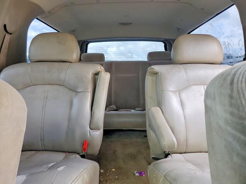 56432716 :رقم المزاد ، 1GNFK16Z85R228287 vin ، 2005 Chevrolet Suburban مزاد بيع