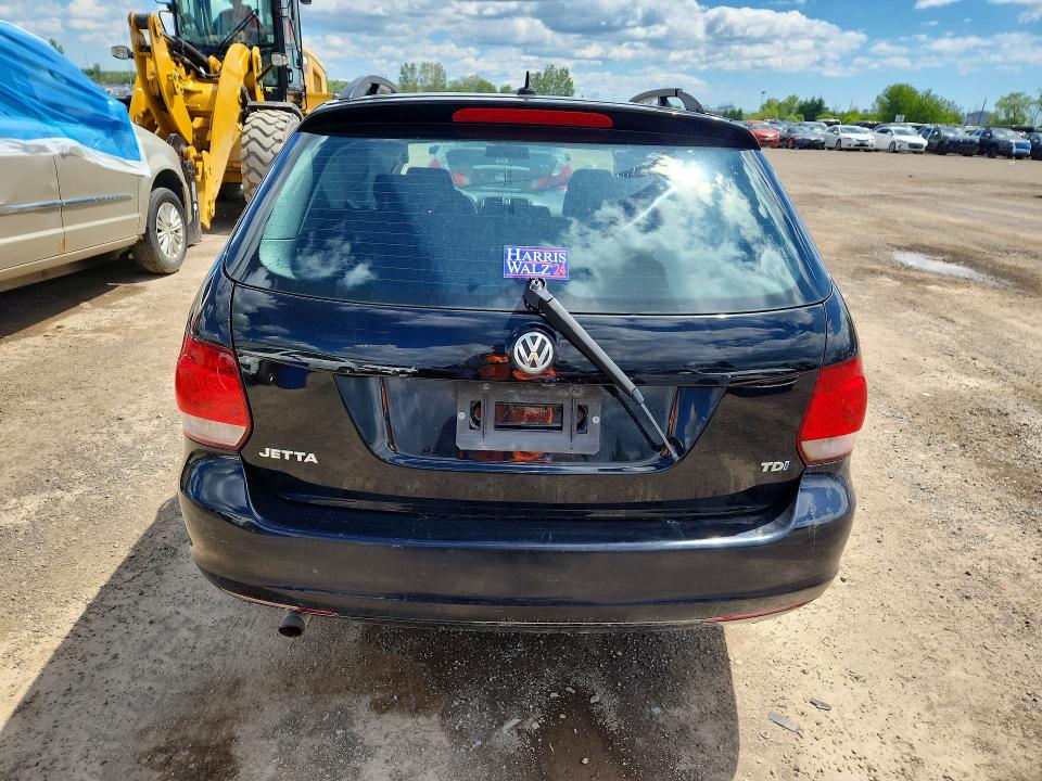 2010 Volkswagen Jetta მანქანა იყიდება აუქციონზე, vin: 3VWMX7AJ7AM623088, აუქციონის ნომერი: 55133146