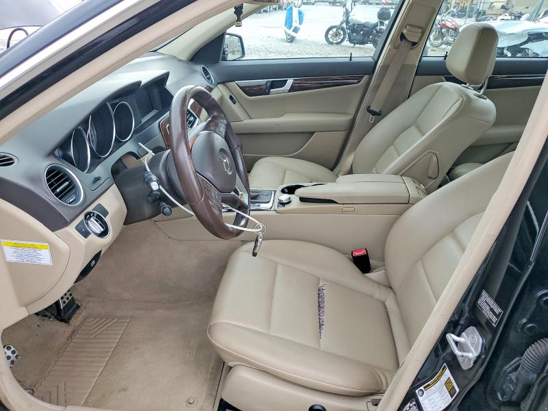 Продажа на аукционе авто 2013 Mercedes-benz C, vin: WDDGF8AB6DG124238, номер лота: 58264226