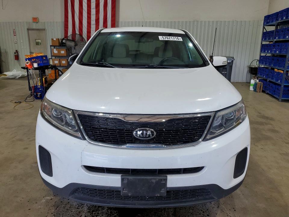 Продажа на аукционе авто 2015 Kia Sorento, vin: 5XYKT3A64FG568923, номер лота: 57621716