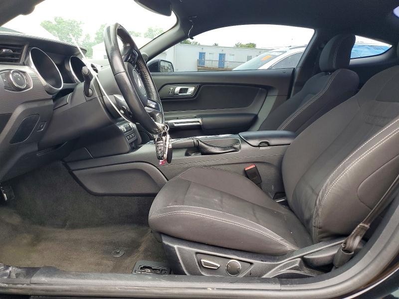 Продажа на аукционе авто 2018 Ford Mustang, vin: 1FA6P8CF6J5113160, номер лота: 57864176
