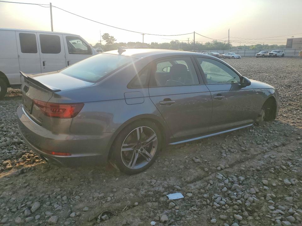 2018 Audi A4 მანქანა იყიდება აუქციონზე, vin: WAUENAF47JA209557, აუქციონის ნომერი: 58199406