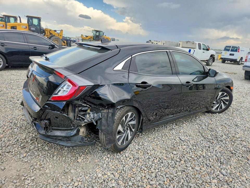 2017 Honda Civic მანქანა იყიდება აუქციონზე, vin: SHHFK7H20HU422851, აუქციონის ნომერი: 56668056