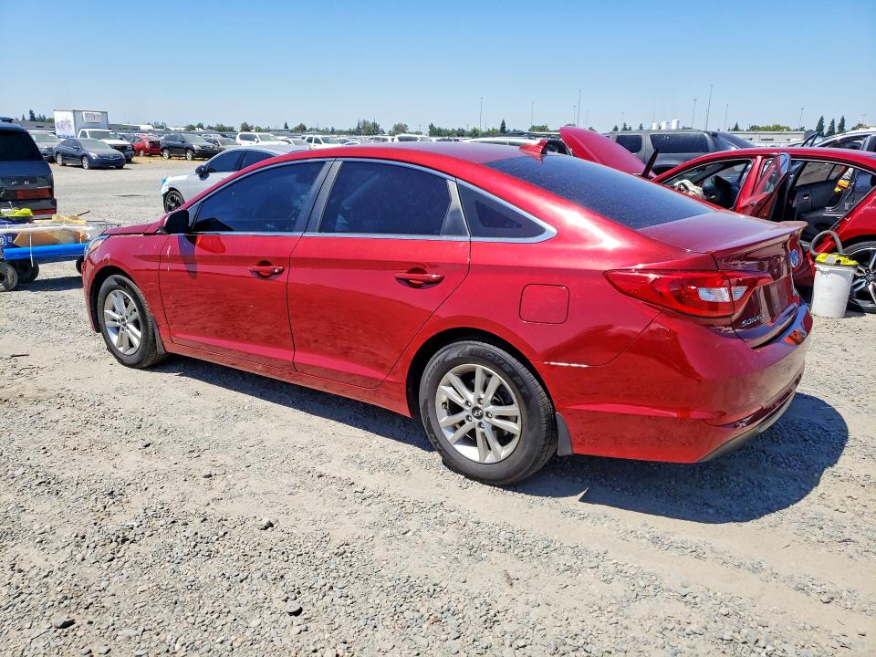 57090776 :رقم المزاد ، 5NPE24AF4FH239430 vin ، 2015 Hyundai Sonata مزاد بيع
