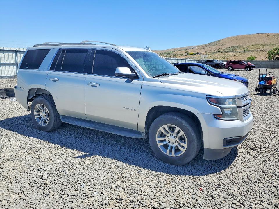 56979716 :رقم المزاد ، 1GNSKBKC7JR135910 vin ، 2018 Chevrolet Tahoe مزاد بيع