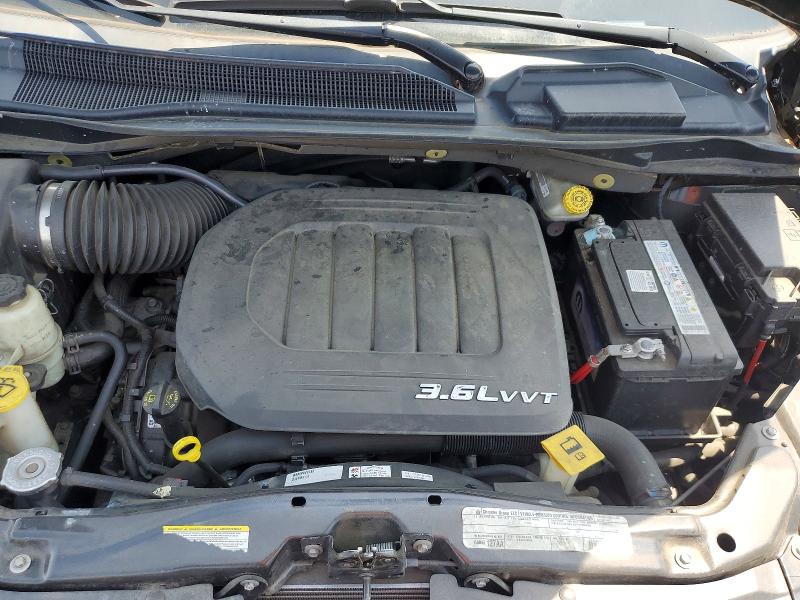 59228796 :رقم المزاد ، 2A4RR5DG1BR708651 vin ، 2011 Chrysler Town & Country مزاد بيع