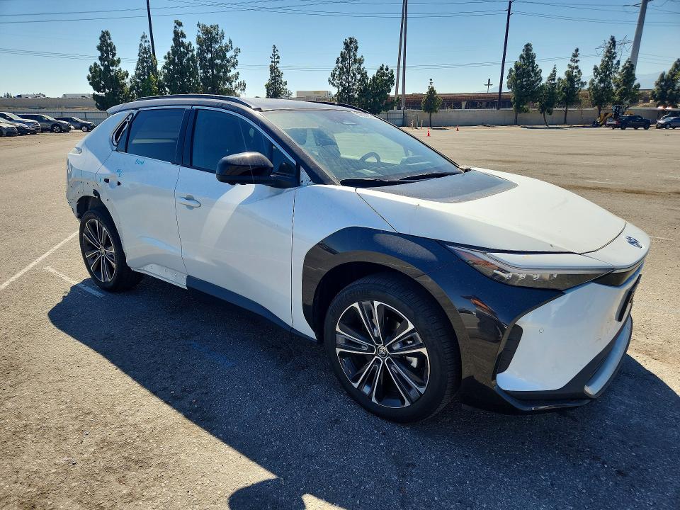 Aukcja sprzedaży 2023 Toyota Bz4x, vin: JTMABACA5PA020872, numer aukcji: 57889636