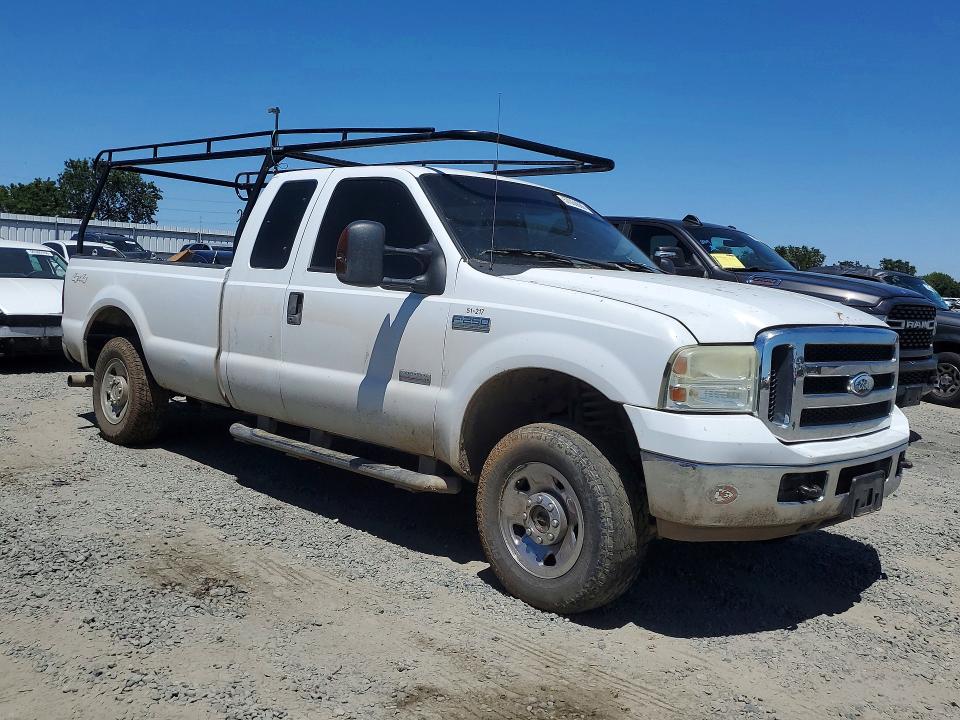 57030666 :رقم المزاد ، 1FTSX21PX5EB73109 vin ، 2005 Ford F250 مزاد بيع