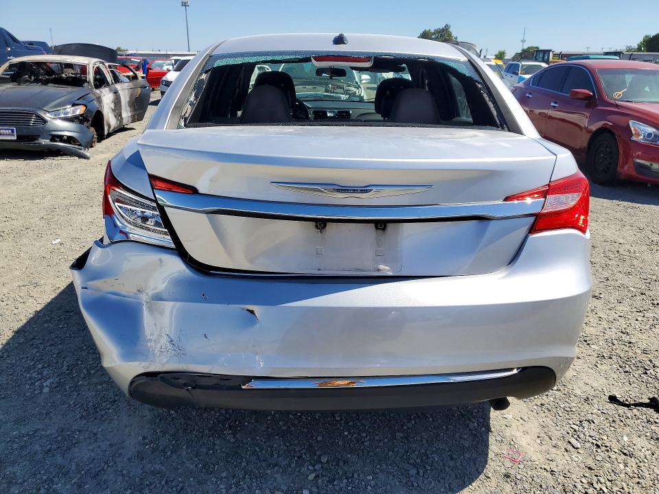 Продажа на аукционе авто 2011 Chrysler 200, vin: 1C3BC4FB6BN617820, номер лота: 56025366