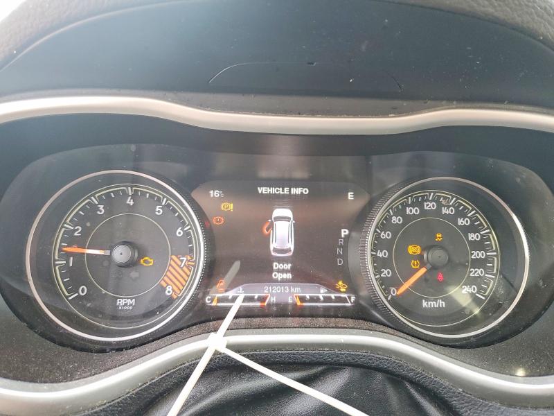 58304916 :رقم المزاد ، 1C4PJMBS4FW623791 vin ، 2015 Jeep Cherokee مزاد بيع