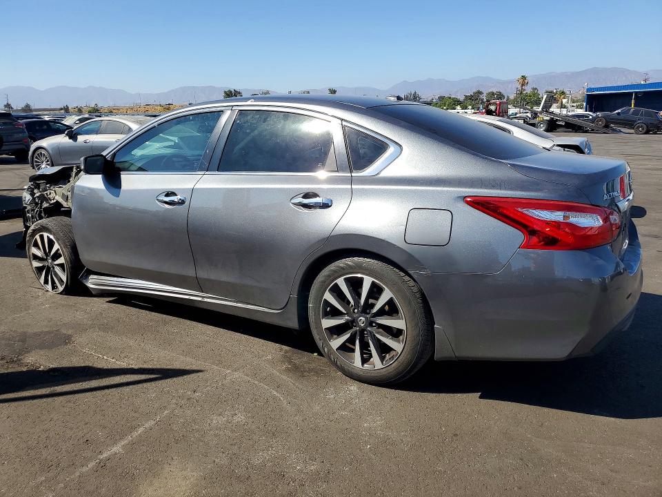 58728036 :رقم المزاد ، 1N4AL3AP9HC492598 vin ، 2017 Nissan Altima مزاد بيع