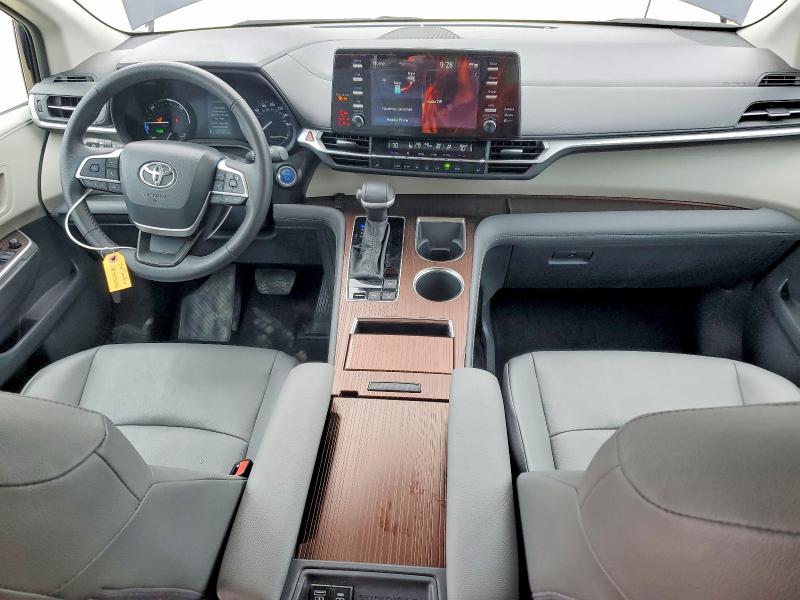 Продажа на аукционе авто 2024 Toyota Sienna, vin: 5TDYRKEC7RS214727, номер лота: 58258266