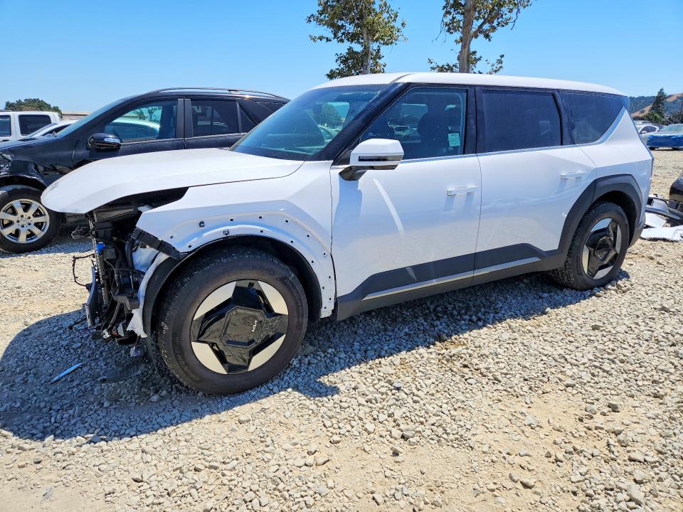 57571956 :رقم المزاد ، 5XYAB5S13TG004091 vin ، 2026 Kia Ev9 مزاد بيع