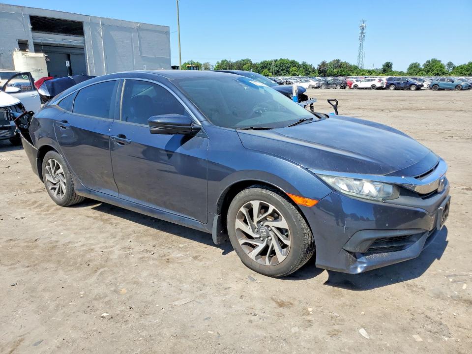 56172006 :رقم المزاد ، 2HGFC2F73JH556190 vin ، 2018 Honda Civic مزاد بيع