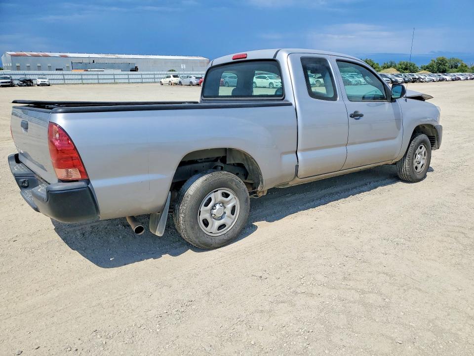 Продажа на аукционе авто 2015 Toyota Tacoma, vin: 5TFTX4CN6FX054586, номер лота: 58131246