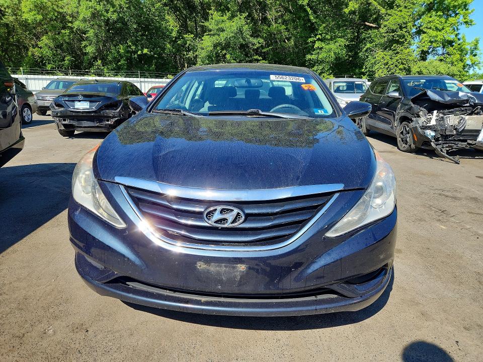 2011 Hyundai Sonata მანქანა იყიდება აუქციონზე, vin: 5NPEB4AC1BH103823, აუქციონის ნომერი: 55623206