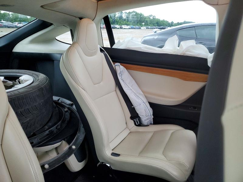 Продажа на аукционе авто 2019 Tesla Model X, vin: 5YJXCBE20KF157365, номер лота: 57375436