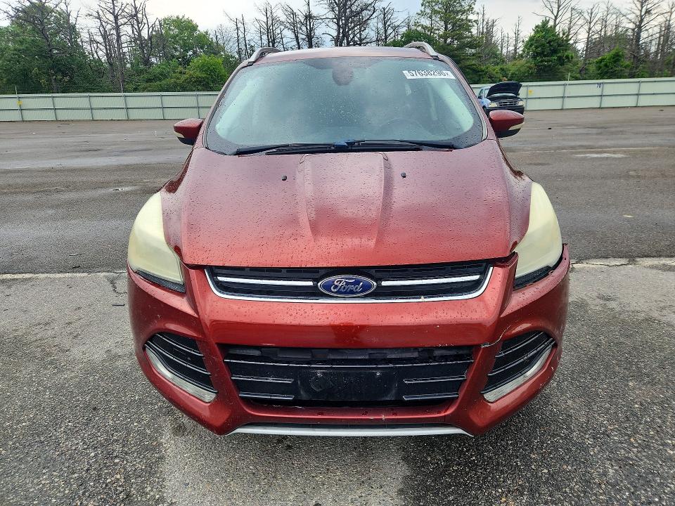 2015 Ford Escape მანქანა იყიდება აუქციონზე, vin: 1FMCU0J9XFUA20302, აუქციონის ნომერი: 57638296