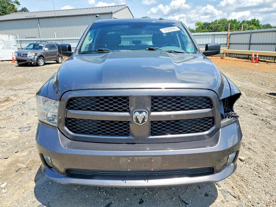 57668896 :رقم المزاد ، 3C6RR7KTXHG608085 vin ، 2017 Ram 1500 مزاد بيع