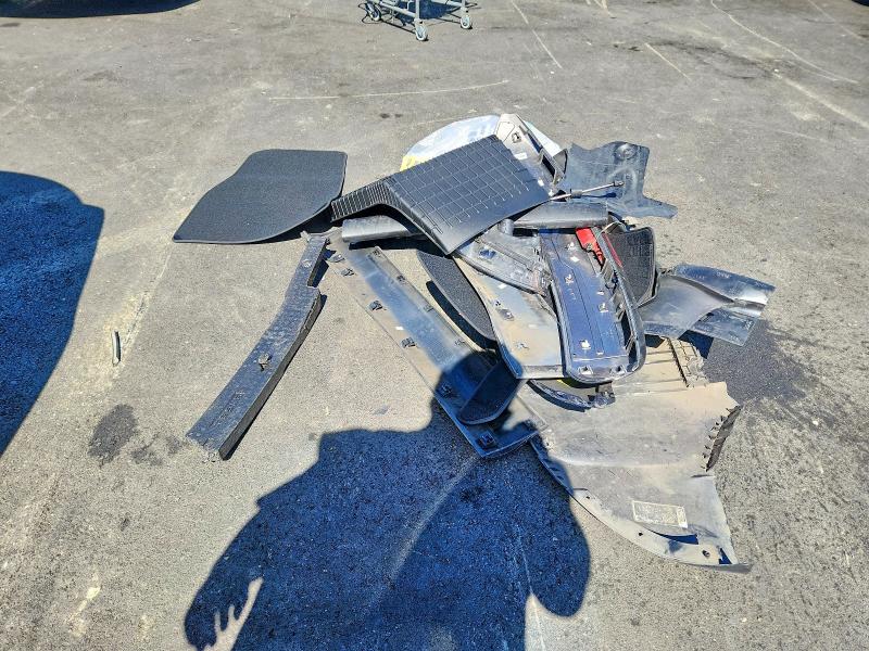 2024 Tesla Model Y მანქანა იყიდება აუქციონზე, vin: 7SAYGDED1RF212151, აუქციონის ნომერი: 59199636