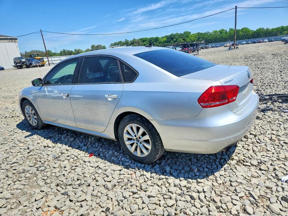 53738206 :رقم المزاد ، 1VWAT7A3XFC005319 vin ، 2015 Volkswagen Passat مزاد بيع
