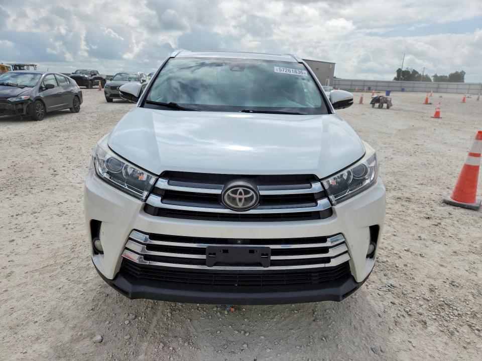 Продажа на аукционе авто 2017 Toyota Highlander, vin: 5TDYZRFH6HS199204, номер лота: 57261836