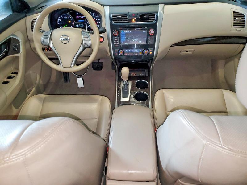 2014 Nissan Altima მანქანა იყიდება აუქციონზე, vin: 1N4AL3AP1EN237718, აუქციონის ნომერი: 59031626
