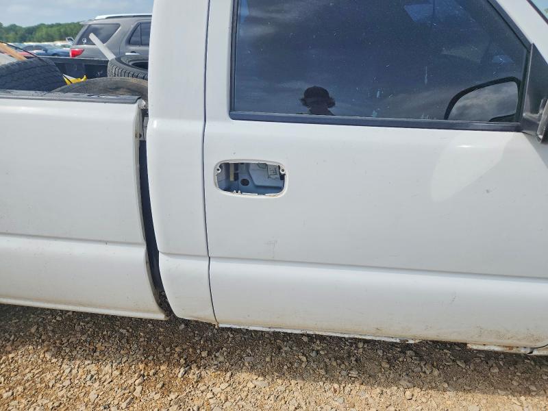 2005 Chevrolet Silverado მანქანა იყიდება აუქციონზე, vin: 1GCEK14T75Z230499, აუქციონის ნომერი: 56084836
