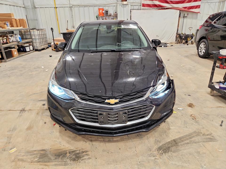 2018 Chevrolet Cruze მანქანა იყიდება აუქციონზე, vin: 1G1BE5SM6J7158562, აუქციონის ნომერი: 57894916