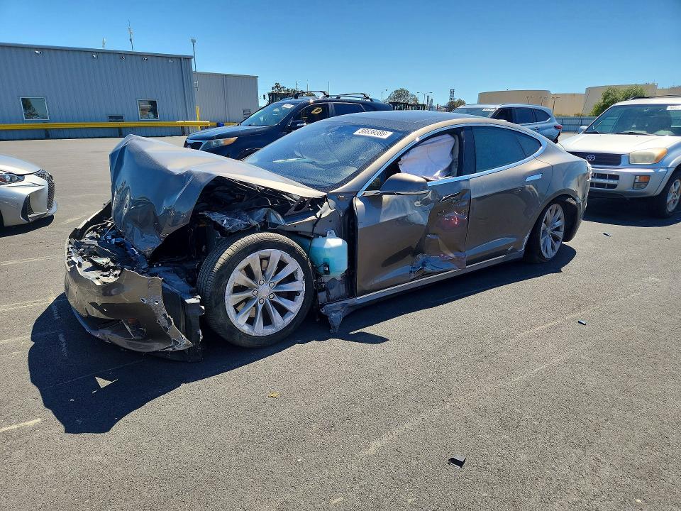 Aukcja sprzedaży 2016 Tesla Model S, vin: 5YJSA1E2XGF149808, numer aukcji: 56639386