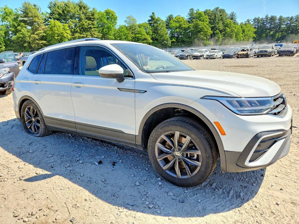 55920886 :رقم المزاد ، 3VV2B7AX5NM009192 vin ، 2022 Volkswagen Tiguan مزاد بيع