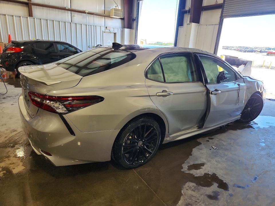 52578196 :رقم المزاد ، 4T1K61BK5RU126027 vin ، 2024 Toyota Camry مزاد بيع