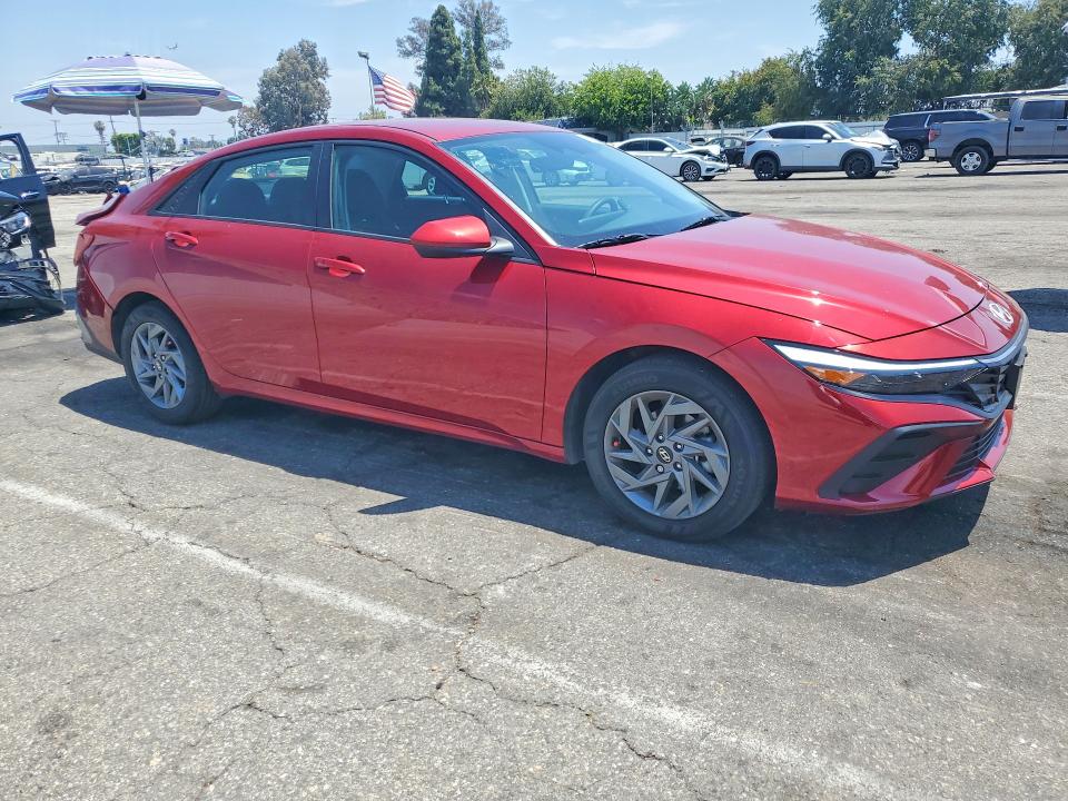 55736616 :رقم المزاد ، KMHLM4DG8RU758122 vin ، 2024 Hyundai Elantra مزاد بيع