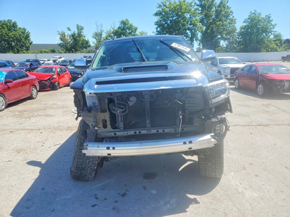 57907856 :رقم المزاد ، 5TFAW5F1XJX683981 vin ، 2018 Toyota Tundra مزاد بيع
