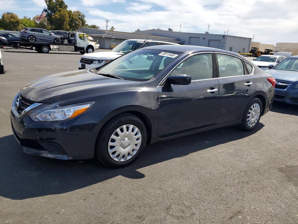 2016 Nissan Altima მანქანა იყიდება აუქციონზე, vin: 1N4AL3AP8GC221837, აუქციონის ნომერი: 59015486