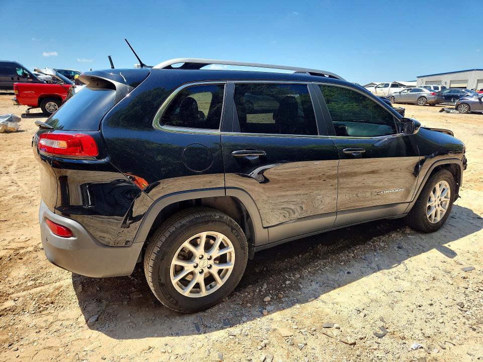 56046086 :رقم المزاد ، 1C4PJMCB1JD564248 vin ، 2018 Jeep Cherokee مزاد بيع