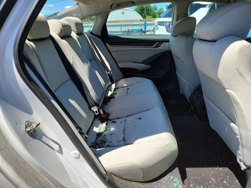 57628716 :رقم المزاد ، 1HGCV1F41JA213924 vin ، 2018 Honda Accord مزاد بيع