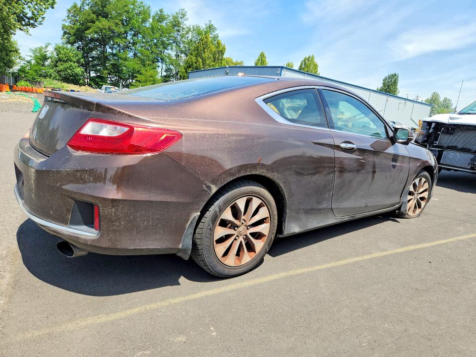 Продажа на аукционе авто 2013 Honda Accord, vin: 1HGCT1B83DA007331, номер лота: 57336916