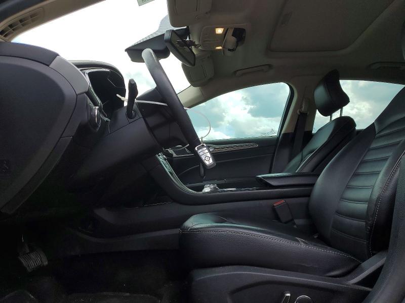 58285196 :رقم المزاد ، 3FA6P0PU3JR258325 vin ، 2018 Ford Fusion مزاد بيع