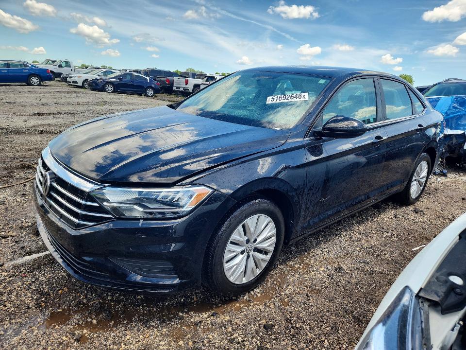 51692646 :رقم المزاد ، 3VWC57BU0KM075852 vin ، 2019 Volkswagen Jetta مزاد بيع