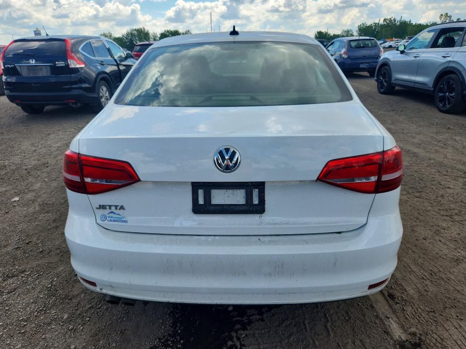 58581236 :رقم المزاد ، 3VW1K7AJXFM422634 vin ، 2015 Volkswagen Jetta مزاد بيع