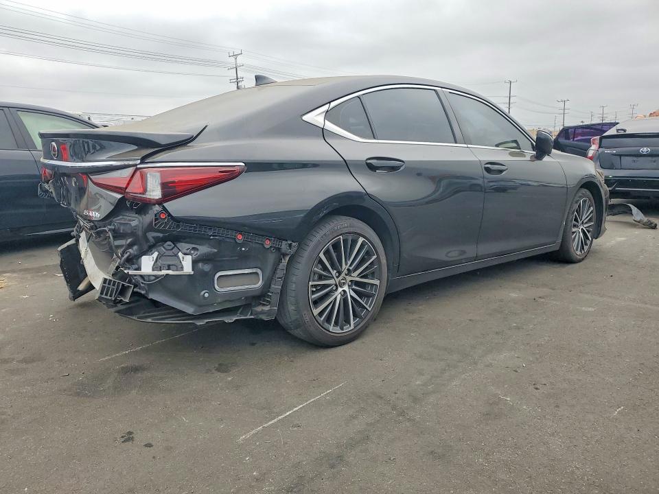 2024 Lexus Es 300h მანქანა იყიდება აუქციონზე, vin: 58ADA1C11RU053227, აუქციონის ნომერი: 58128016