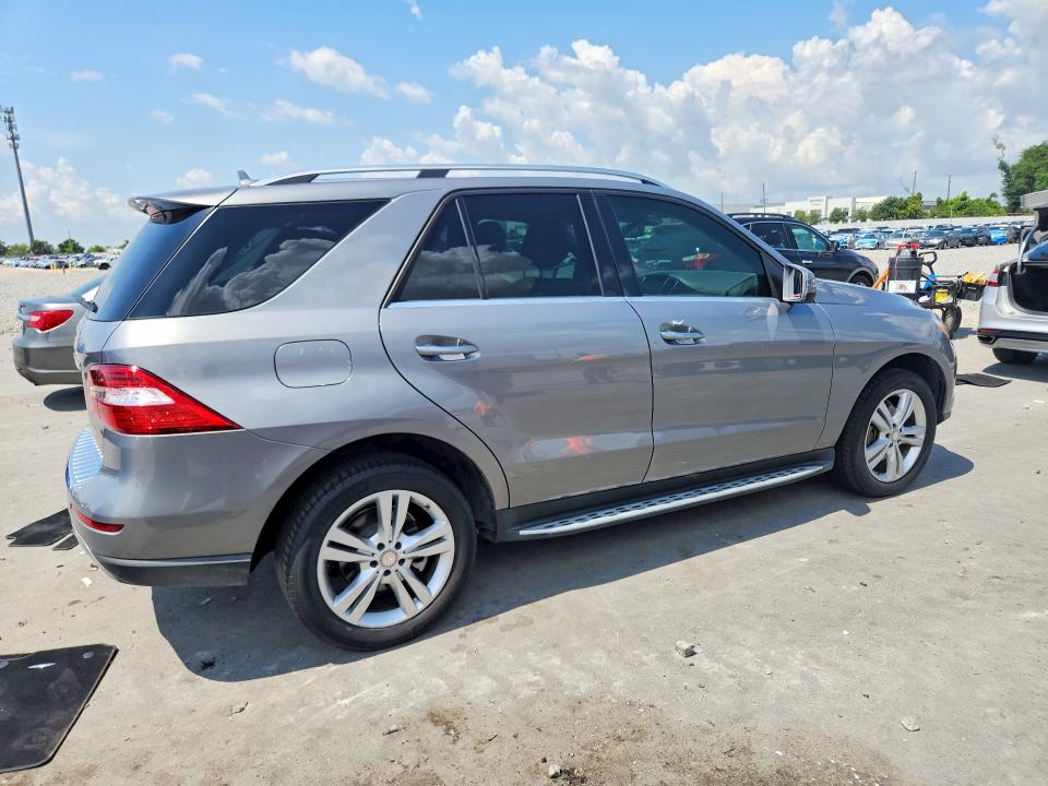 Продаж на аукціоні авто 2015 Mercedes-benz Ml, vin: 4JGDA5JB2FA618592, номер лоту: 58742386