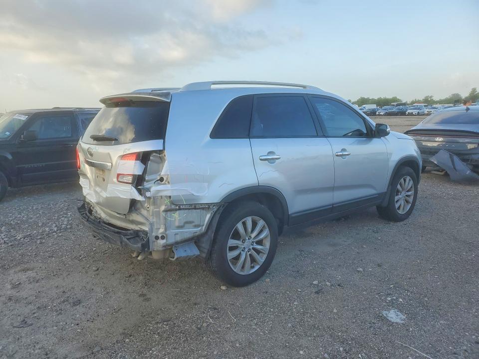 58140876 :رقم المزاد ، 5XYKU4A15BG005980 vin ، 2011 Kia Sorento مزاد بيع