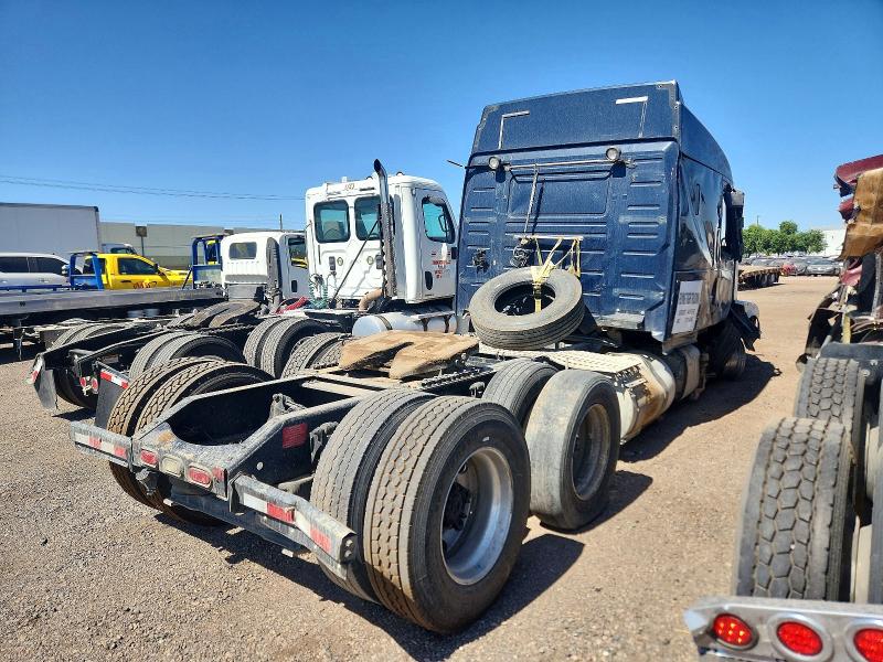 54548816 :رقم المزاد ، 4V4NC9EH0FN184534 vin ، 2015 Volvo Vn مزاد بيع