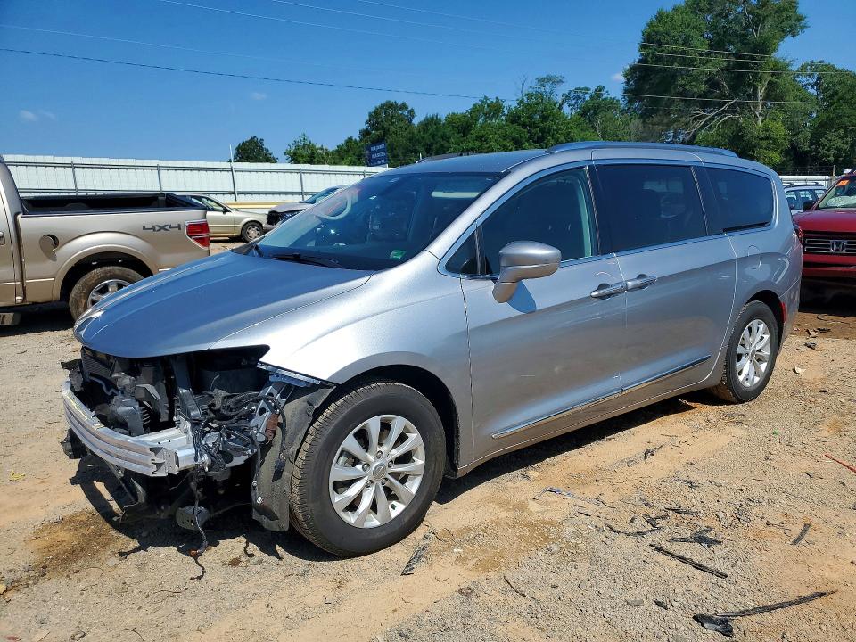 Продаж на аукціоні авто 2019 Chrysler Pacifica, vin: 2C4RC1BG7KR625714, номер лоту: 56613086